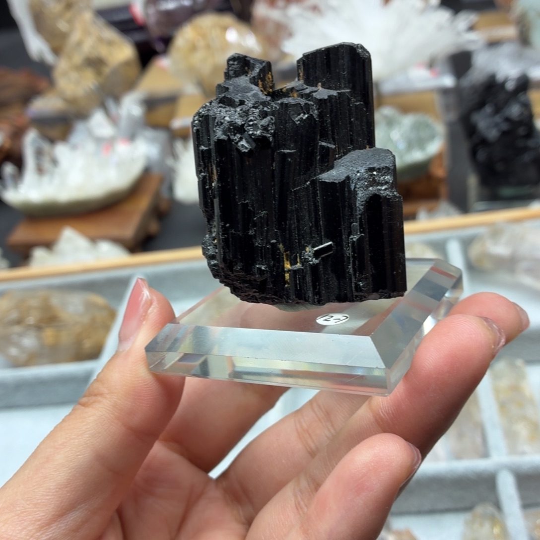 有机玻璃黑碧城堡山