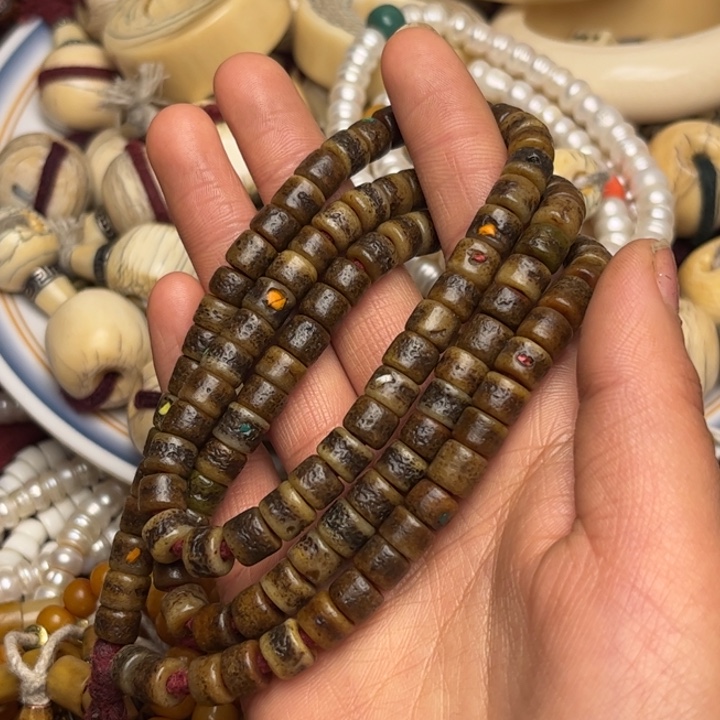 风车木（黑檀木）中****吃念珠