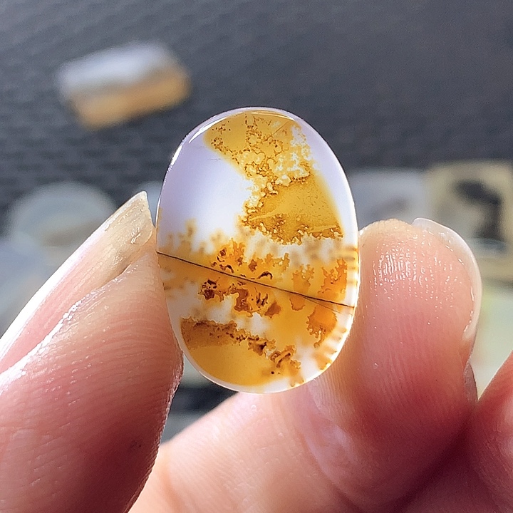 未镶嵌颈饰玛瑙/玉髓