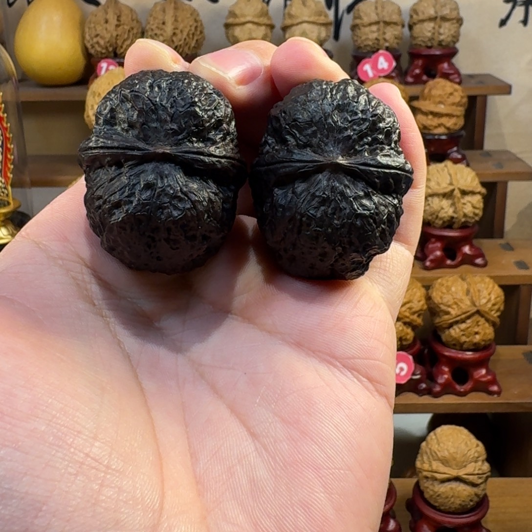 铁核桃把件地闷平谷元宝44尺