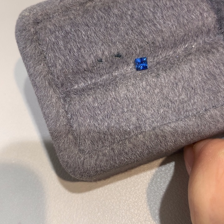 蓝宝石裸石未镶嵌0.26克拉