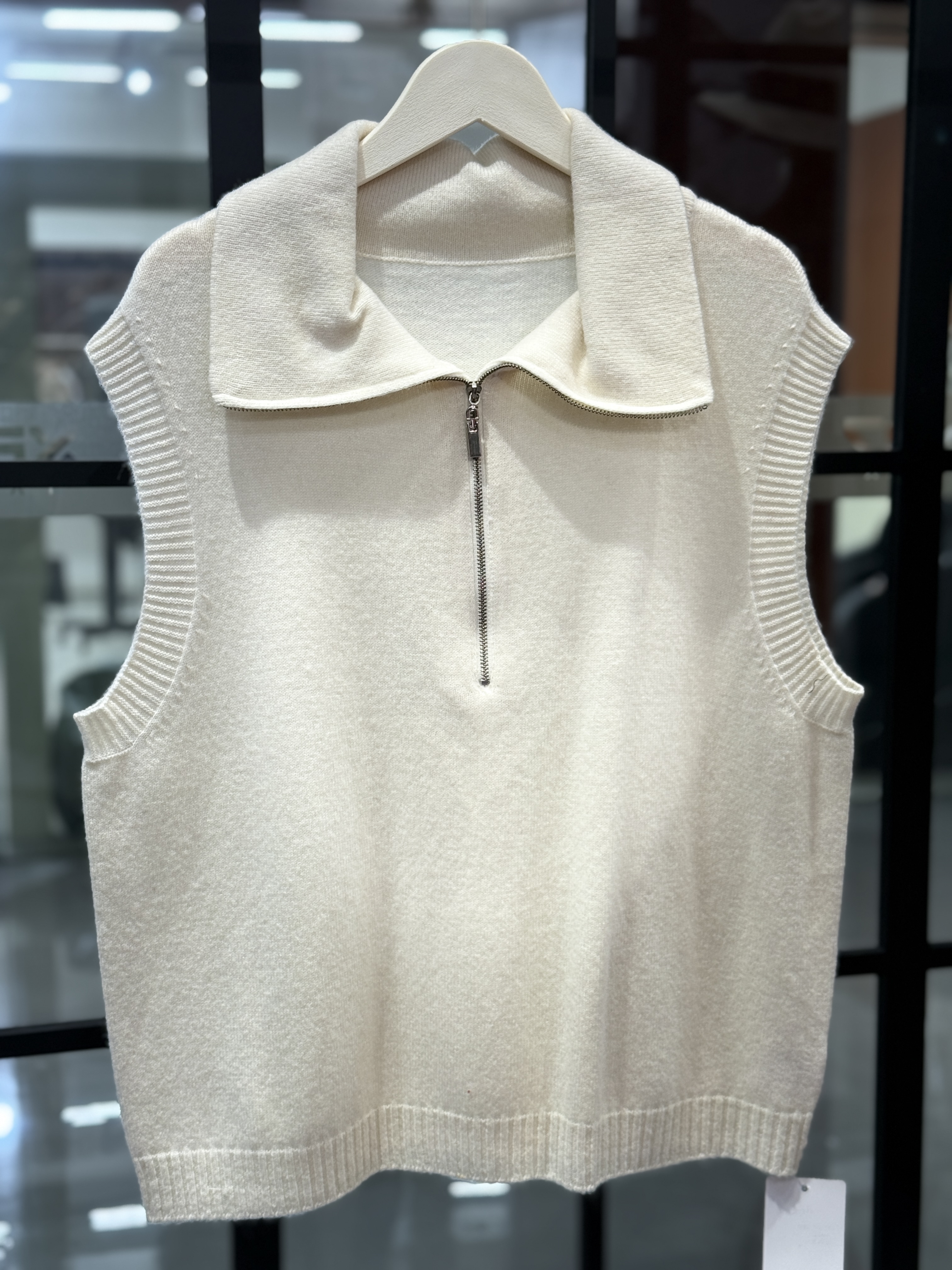 【李不了】2025新款温柔风修身短款毛衣1525