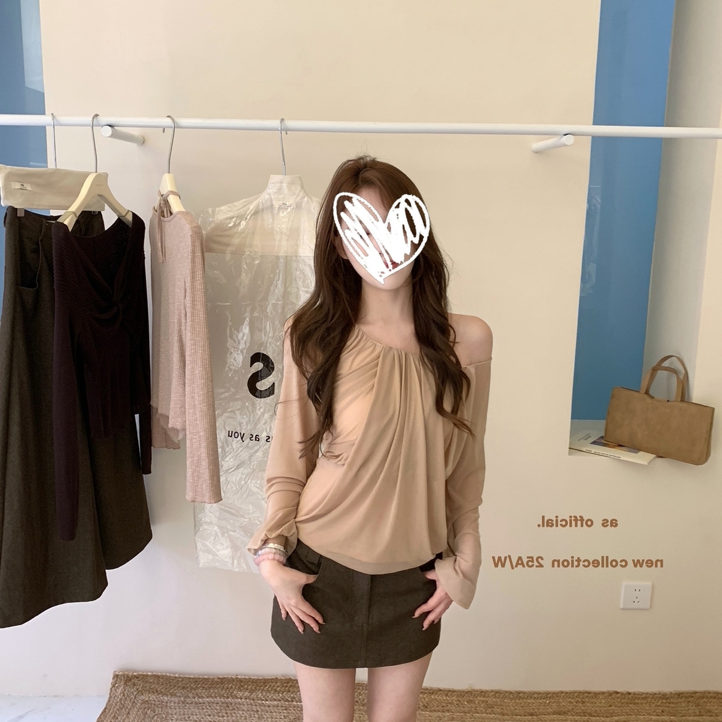 韩版褶皱斜肩长袖上衣女春秋2025新款百搭宽松气质设计感百搭小衫