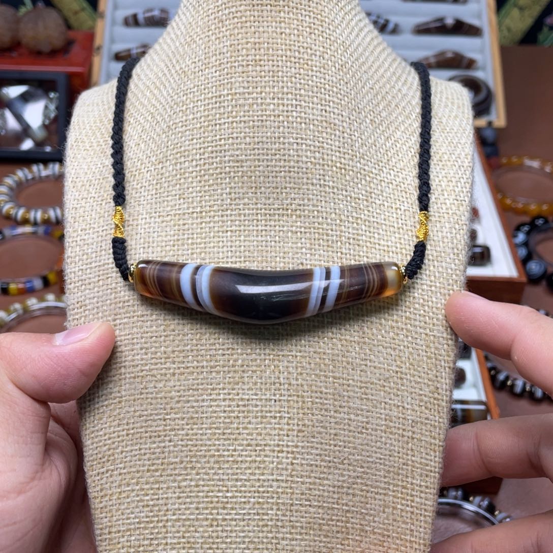 玛瑙/玉髓未镶嵌锁骨