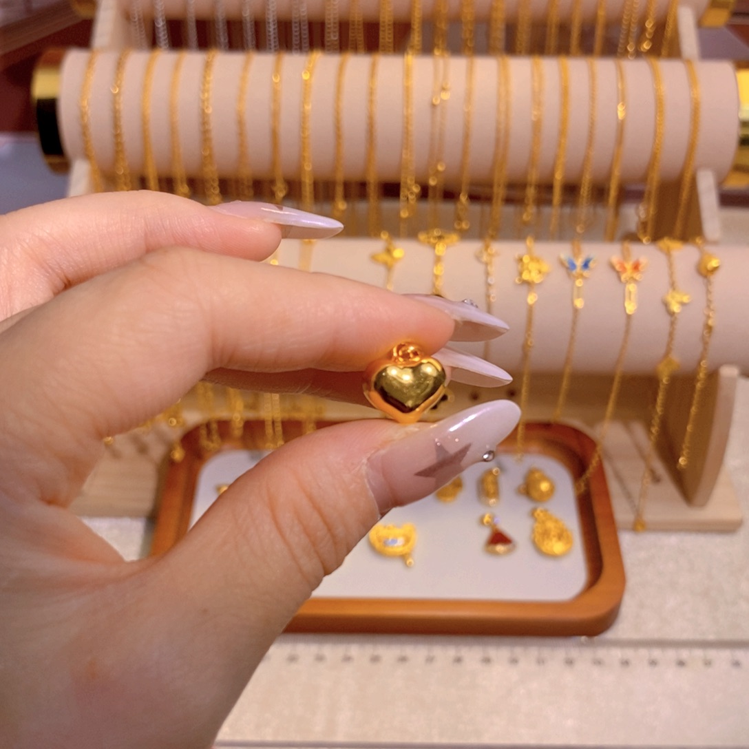 萍***逢十七-     -  - -爱心