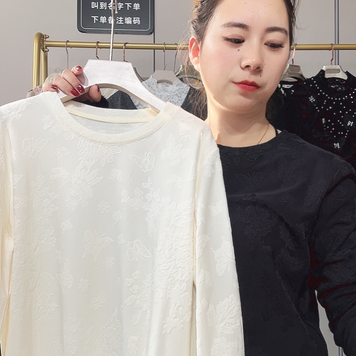 秦***儿闪电购755大码女装两件