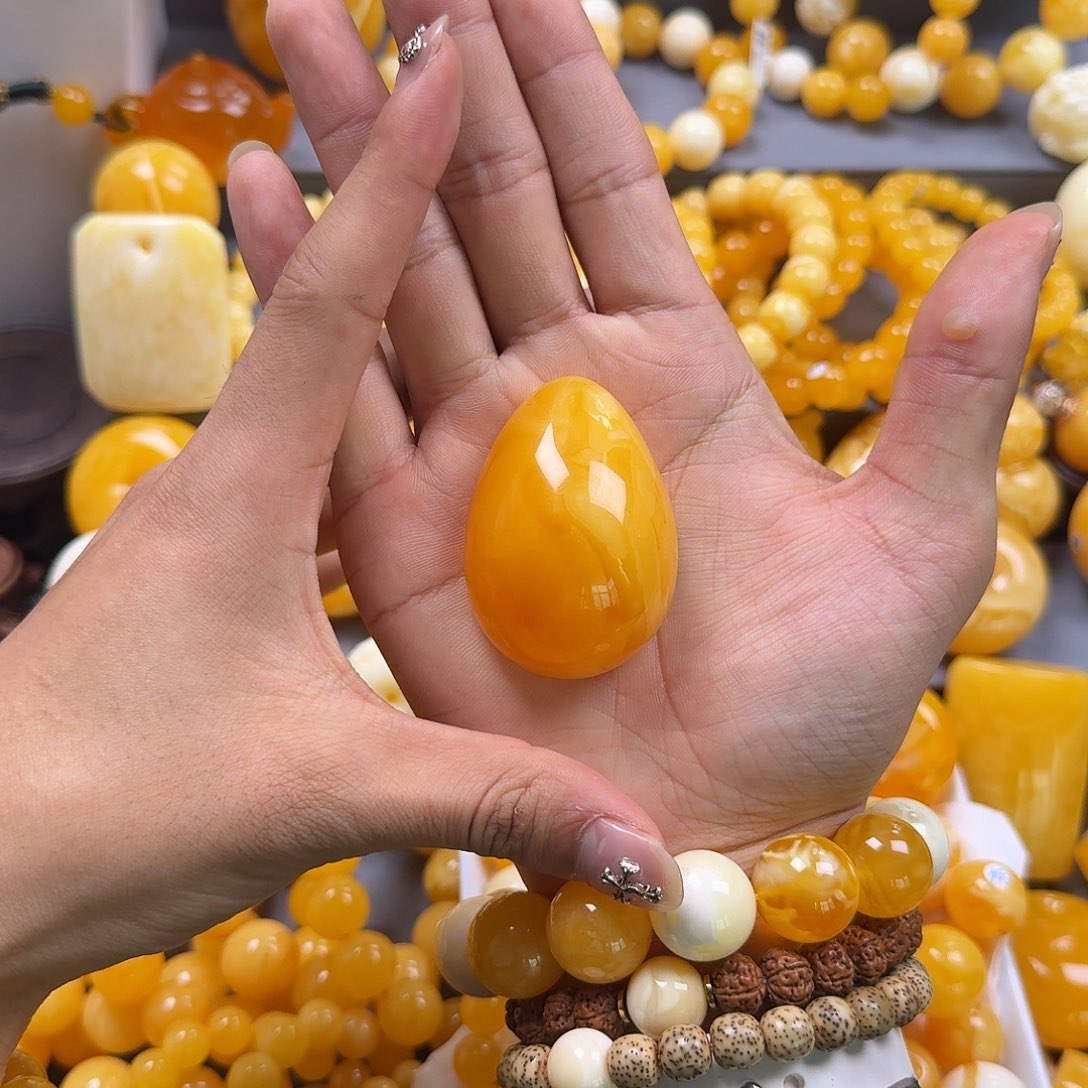 蜜蜡珠宝奇石未镶嵌水滴