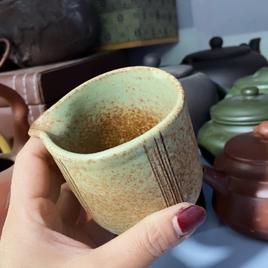 手工制作宜兴紫砂壶