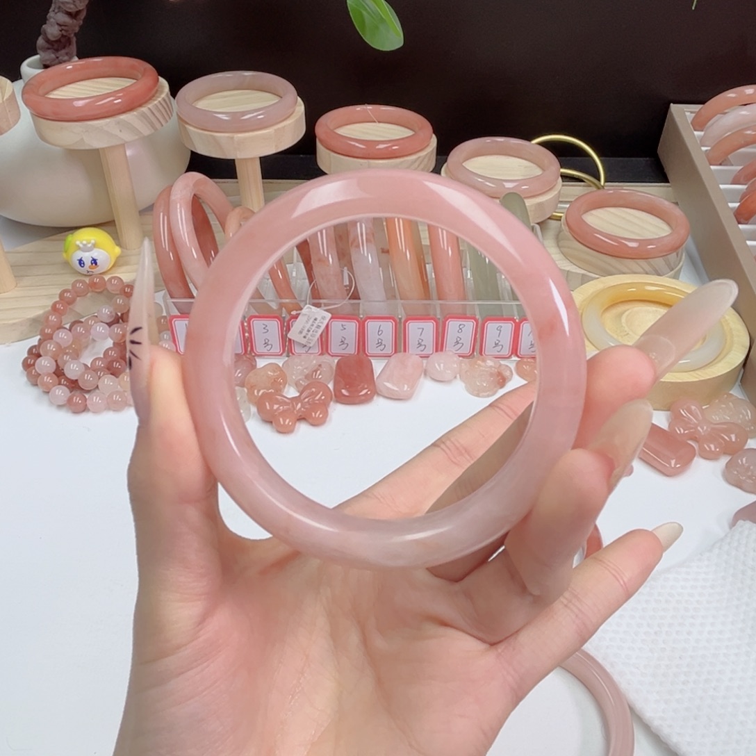 -***.石英质玉未镶嵌手镯