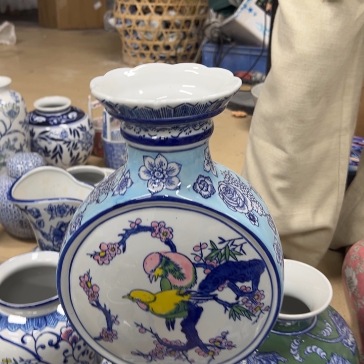 瓷片微瑕。。。。。。。。。。。。。。。。。