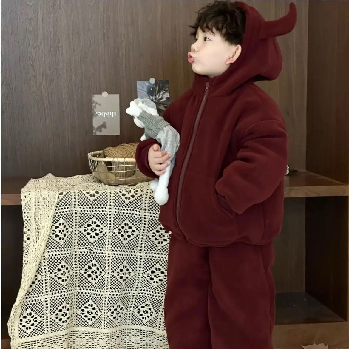 儿童冬季4层加绒加厚巨厚套装小恶魔纯色连帽两件套潮流爆款酷帅