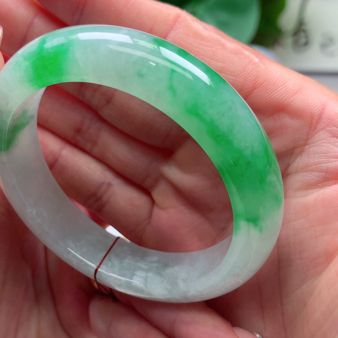 云***轻翡翠未镶嵌手镯天然翡翠手镯