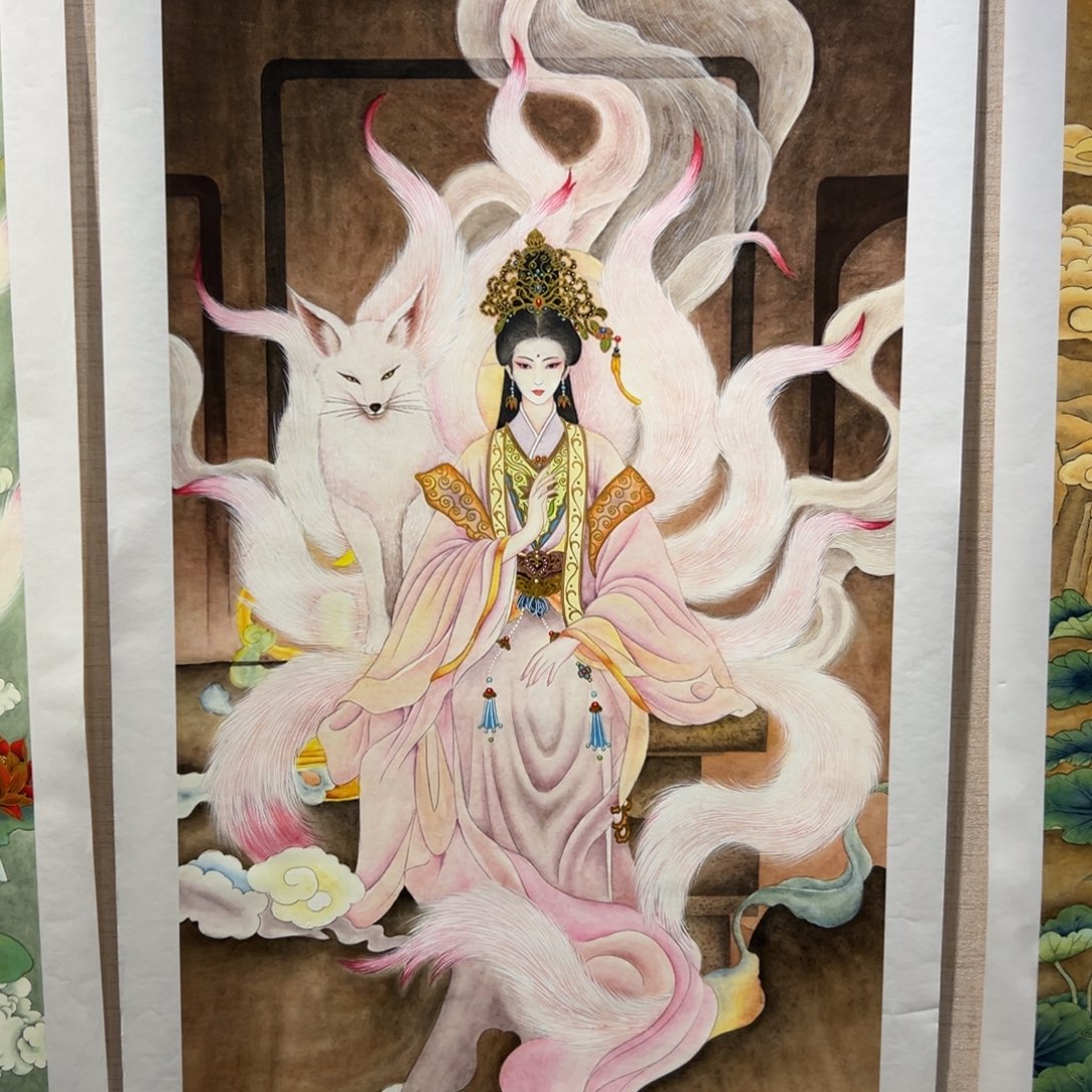 *****国画李老师粉色九尾带手工画轴