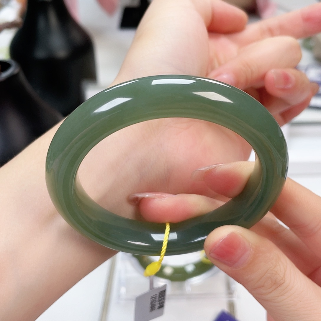 和田玉手镯58未镶嵌