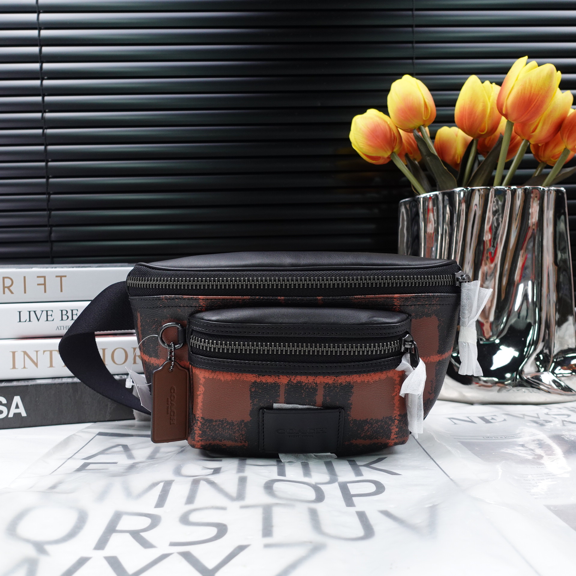 95新 COACH/蔻驰 腰包/T10240403