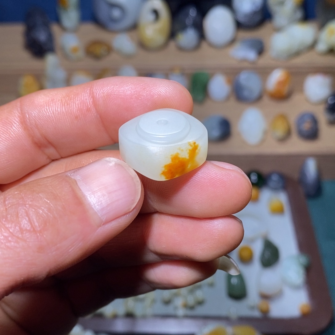 和田玉吊坠(不含链)未镶嵌