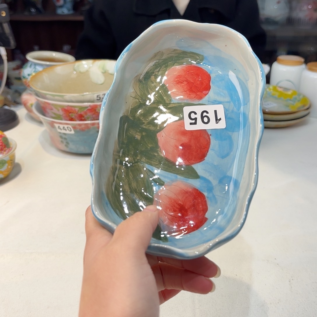 瓷片兔兔好可爱呀