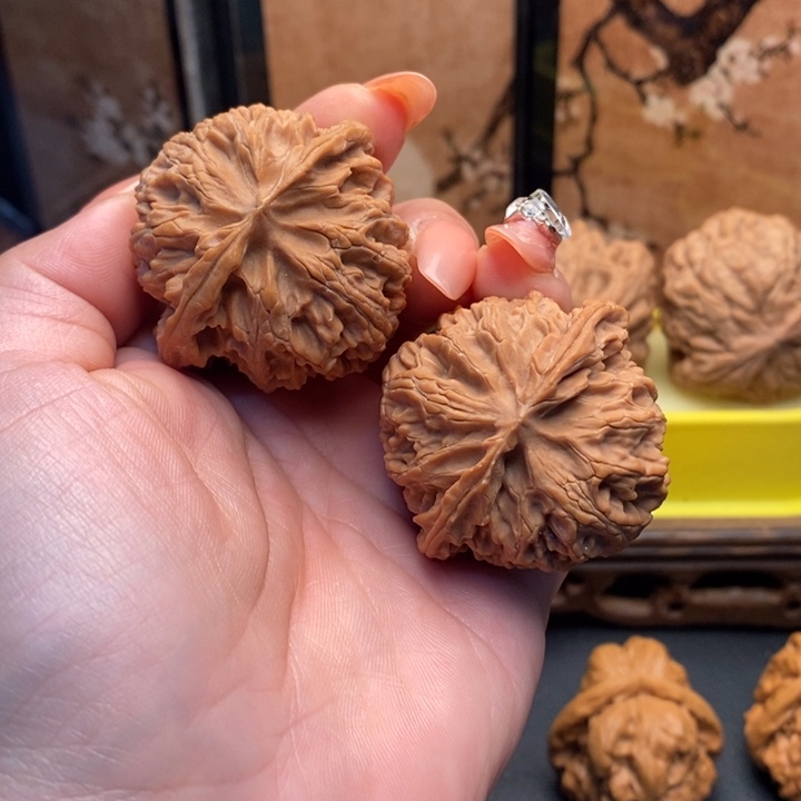 余***温文玩核桃把件521苹果圆43全品