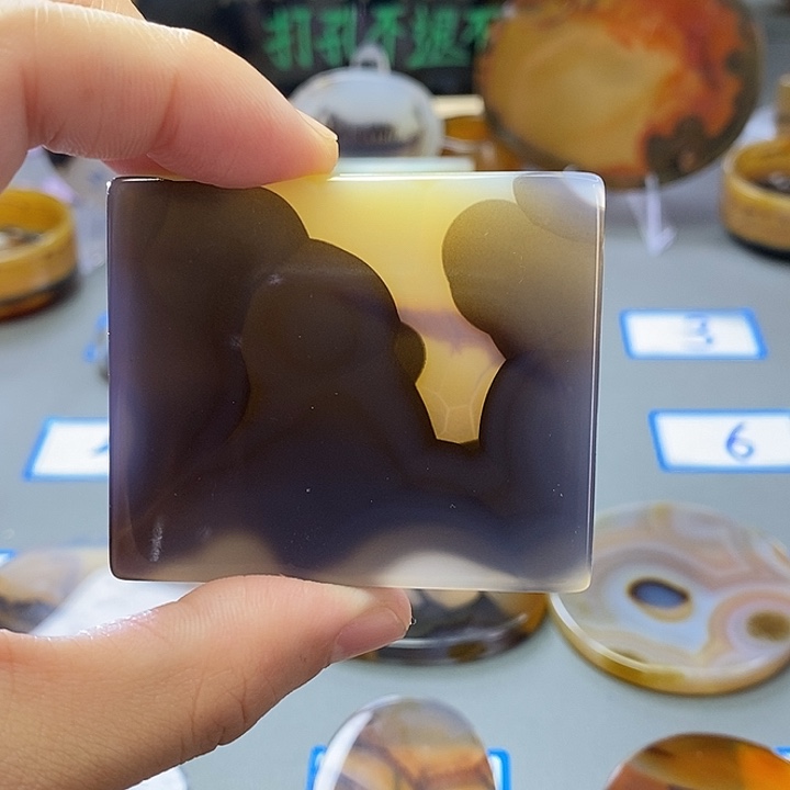 玛瑙/玉髓未镶嵌珠宝半成品155