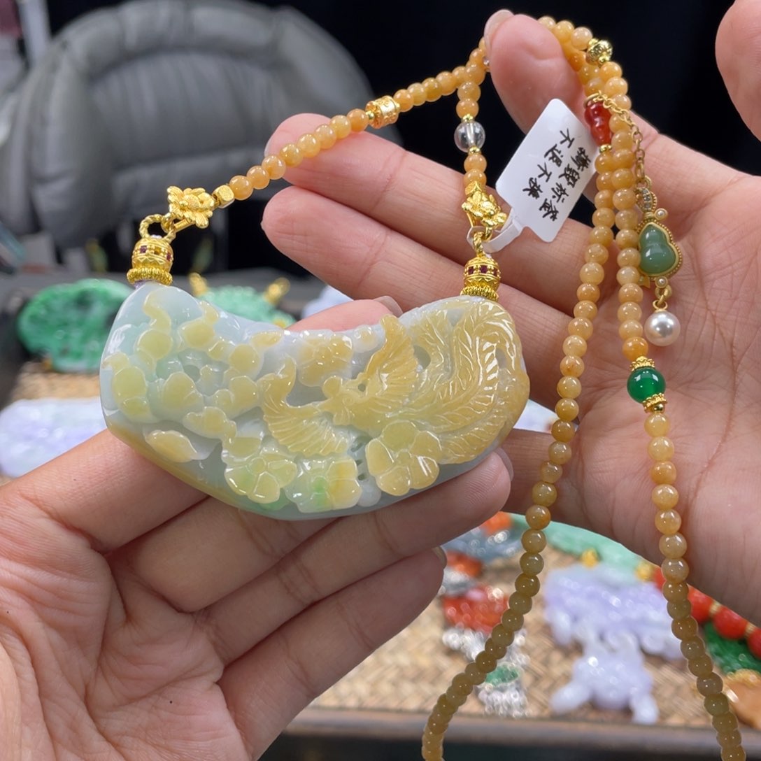 翡翠颈饰未镶嵌代编织