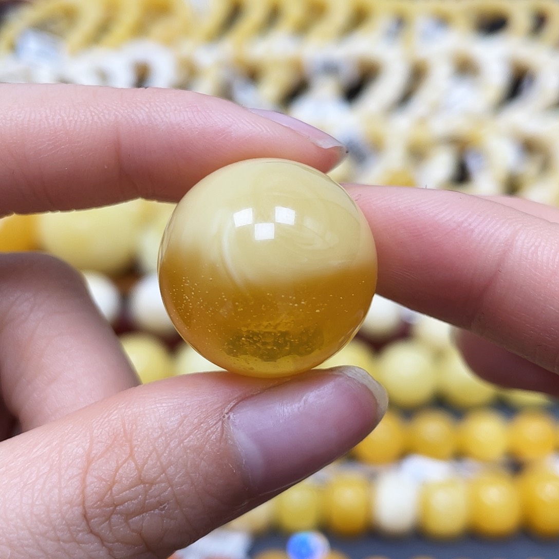 未镶嵌琥珀裸石圆珠22.4mm瑕