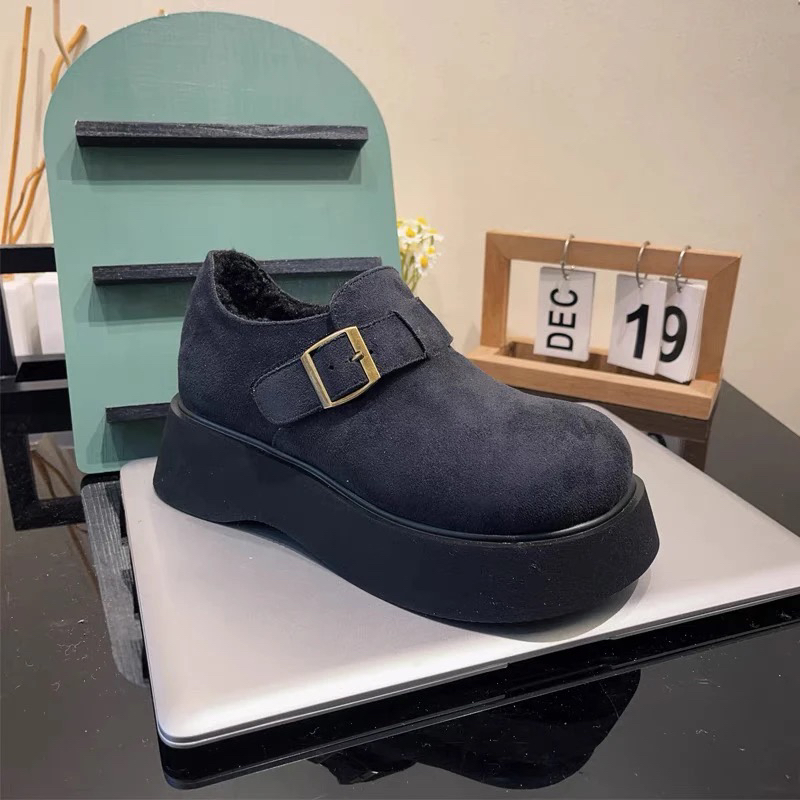 新款时尚休闲鞋3611-8