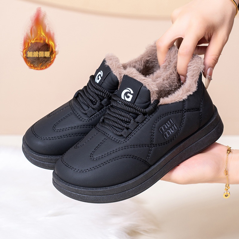 冬季新款加绒加厚保暖老北京妈妈棉鞋女厚底轻便软底防滑雪地棉靴