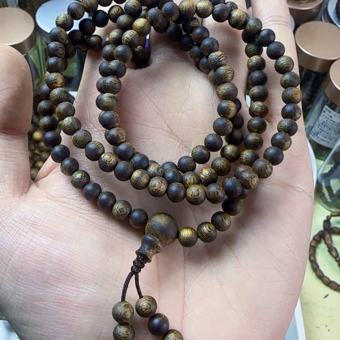 沉香沉香碎屑奇楠沉香碎05/11克高货乌身