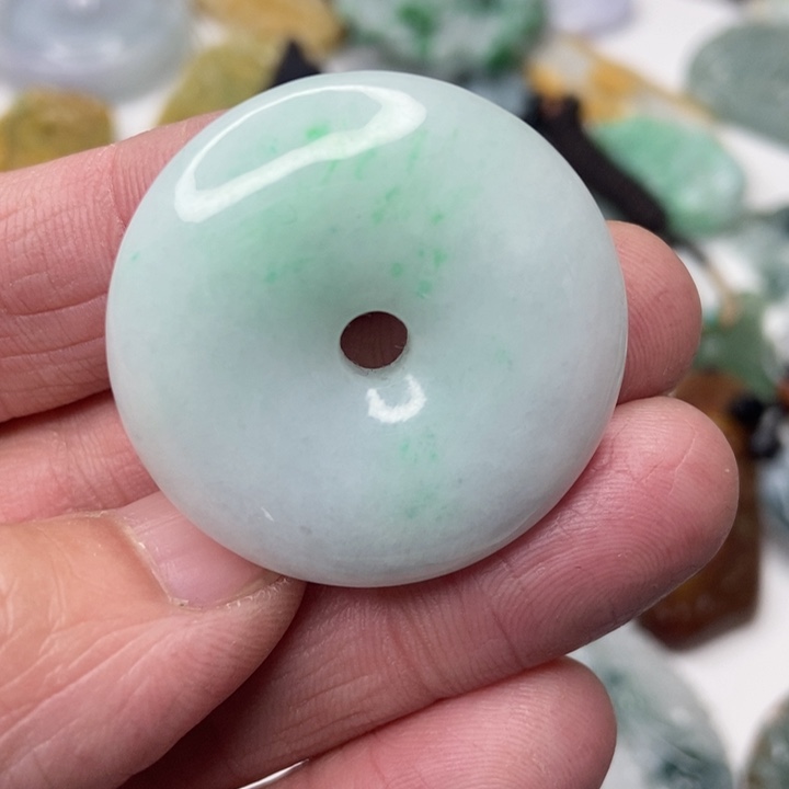 定制翡翠未镶嵌翡翠