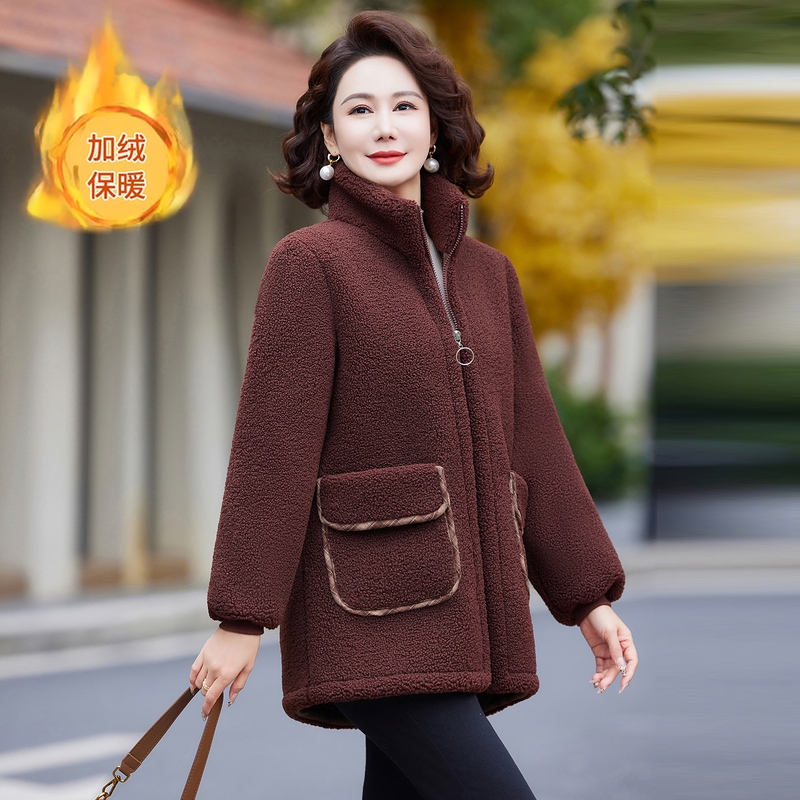 羊羔绒外套女冬装2025新款中老年妈妈洋气棉衣加绒加厚颗粒绒棉服