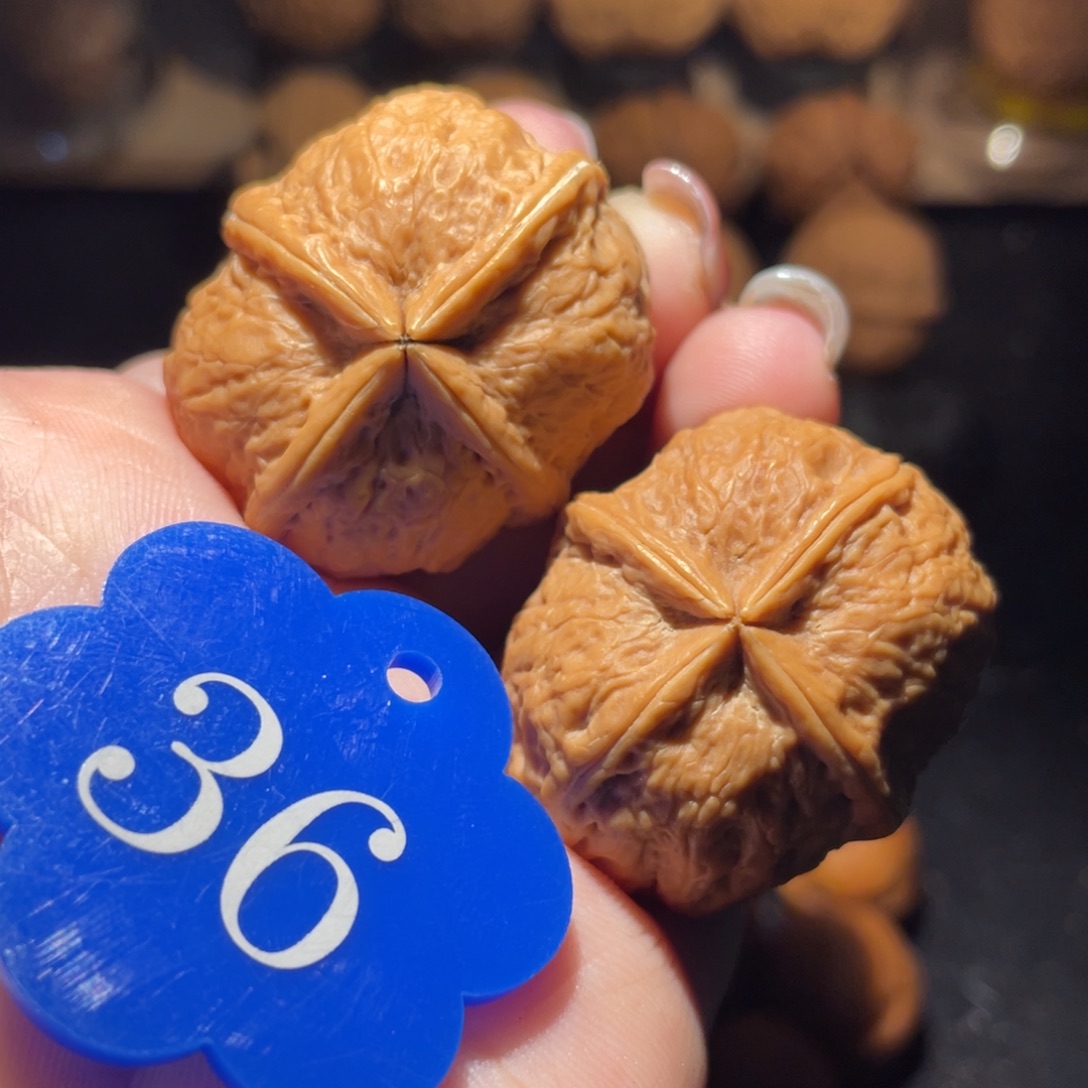 四棱36尺寸核桃      