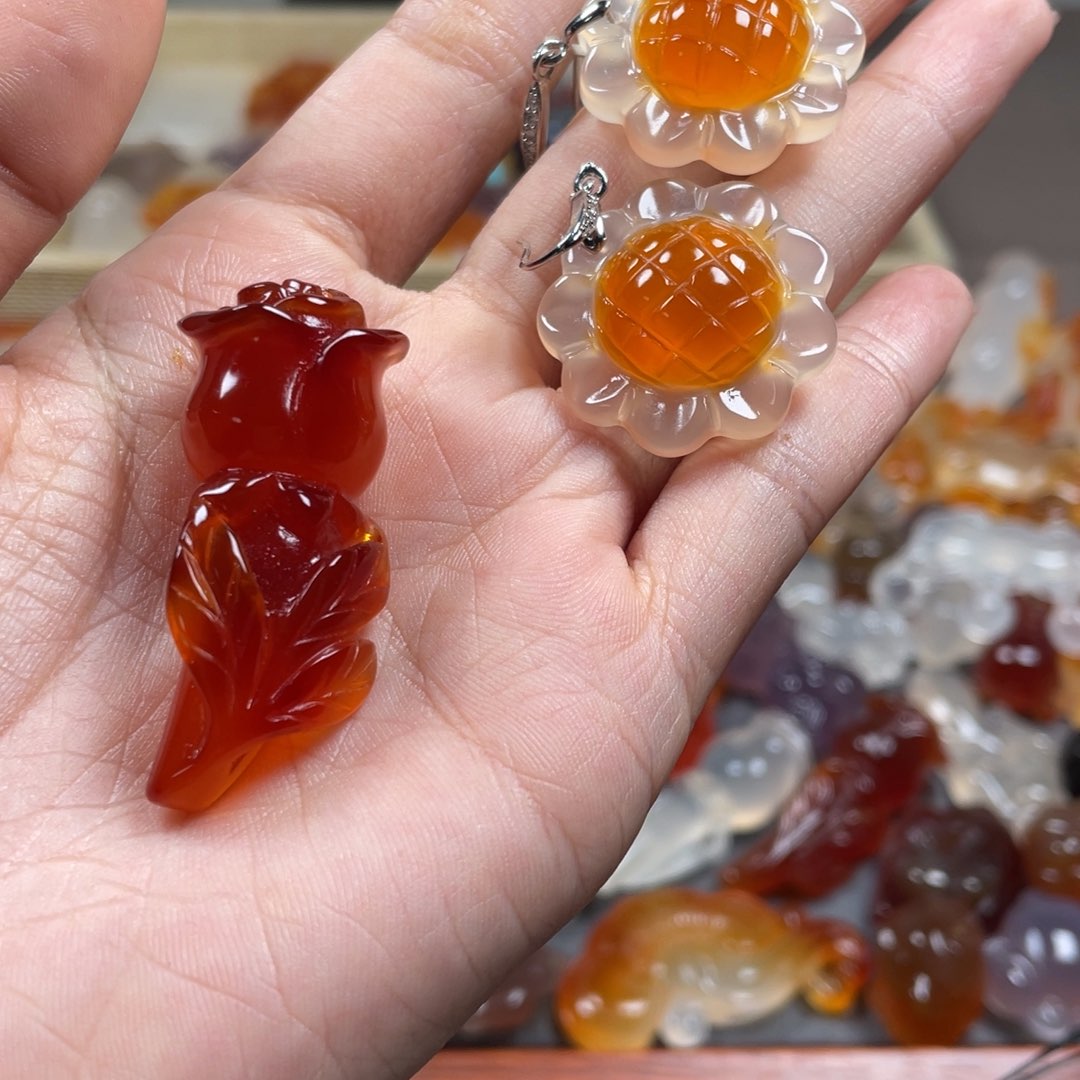 福***满玛瑙/玉髓颈饰未镶嵌