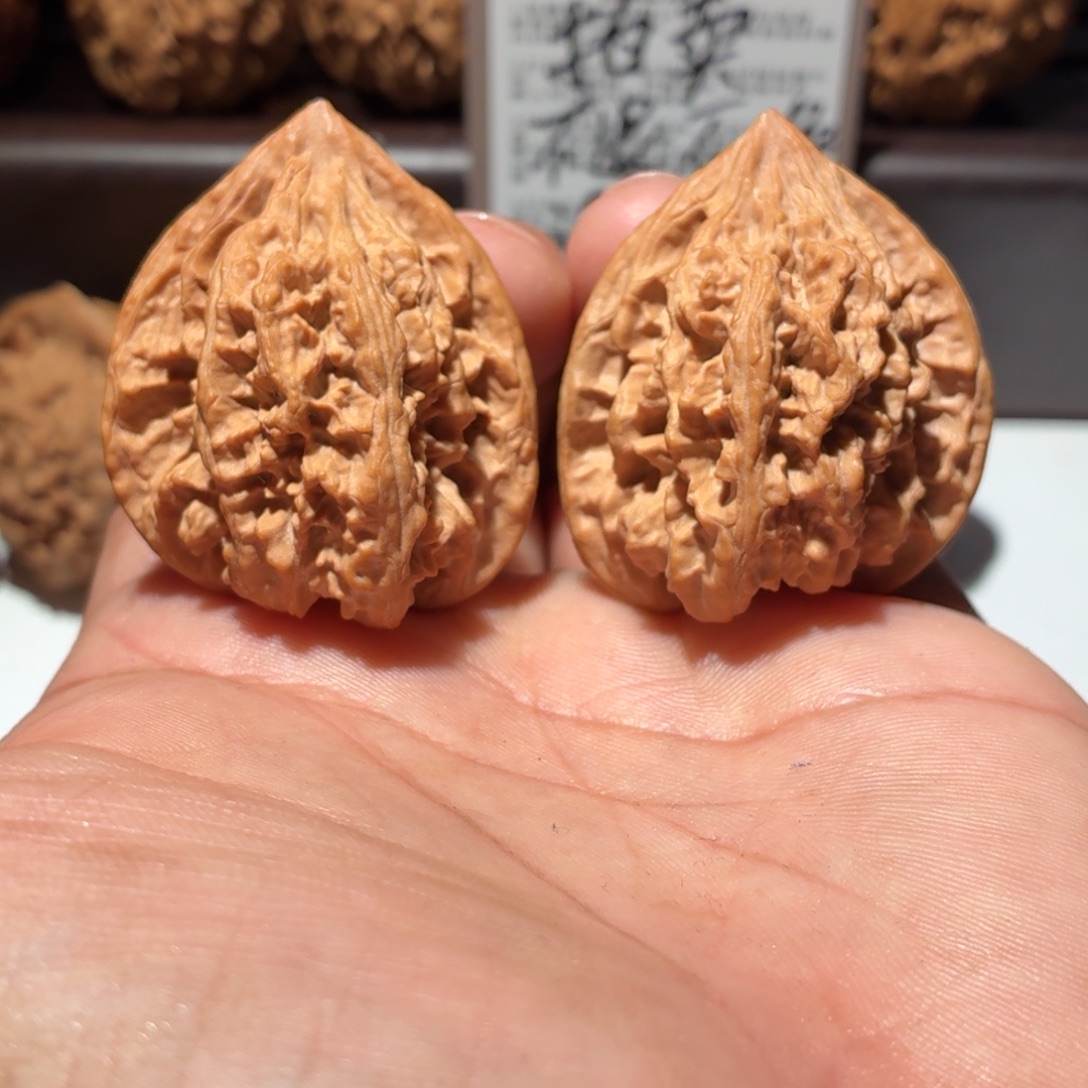 吊坠文玩核桃野生 鸡心