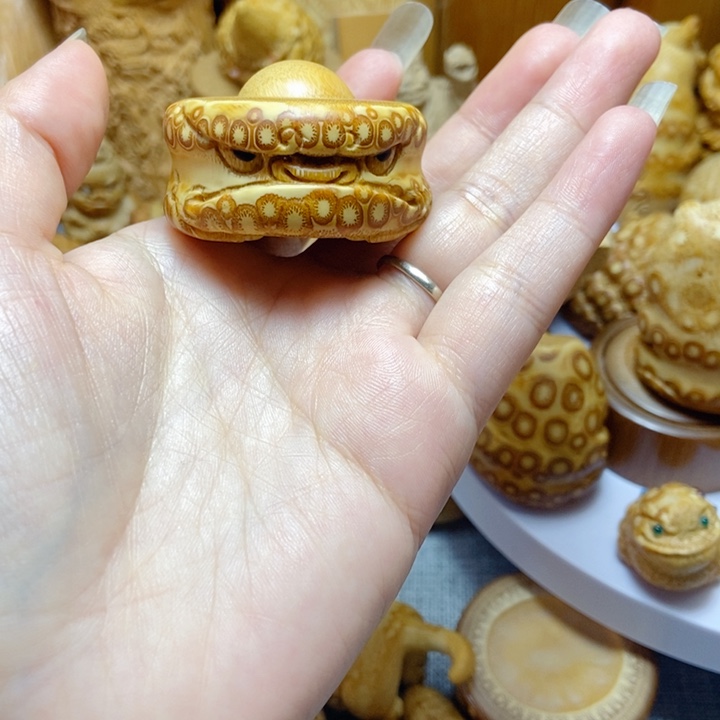 用***0竹纯手工雕刻竹根手把件