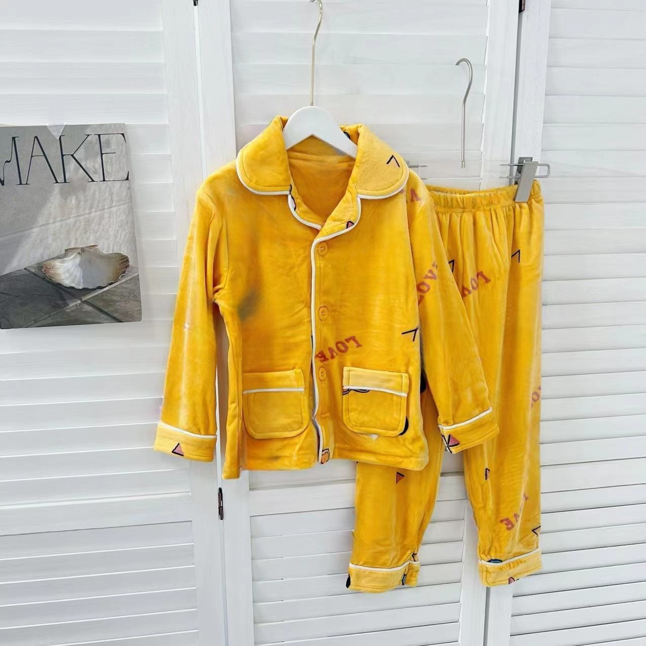 新款卡通双面绒时尚家居服睡衣套装亲子A0414