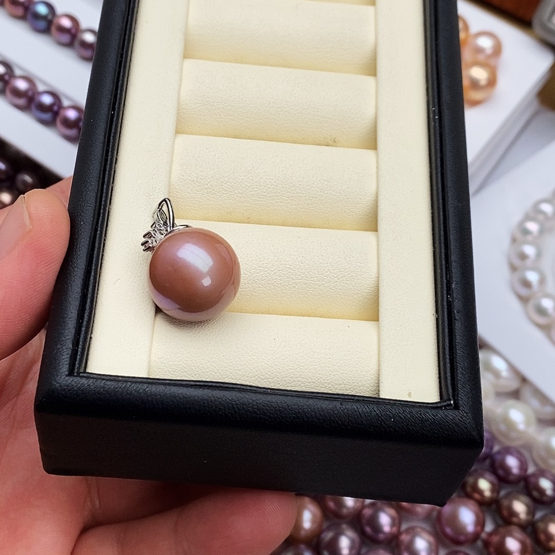 淡水珍珠颈饰合金