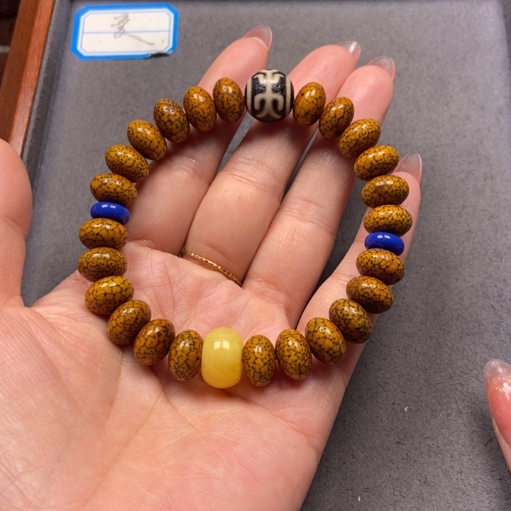 星月菩提吊坠菩提