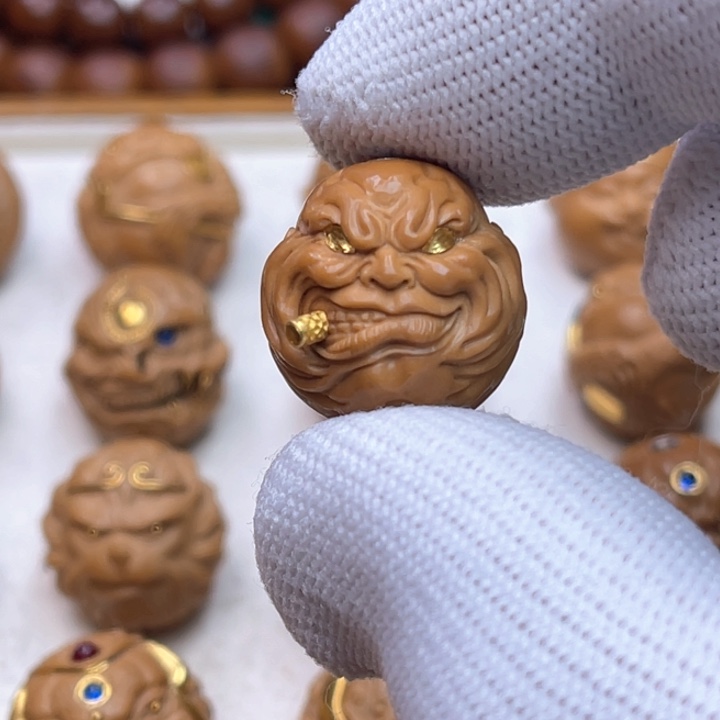 猴头核桃吊坠孤*漏眼部不带耳钉