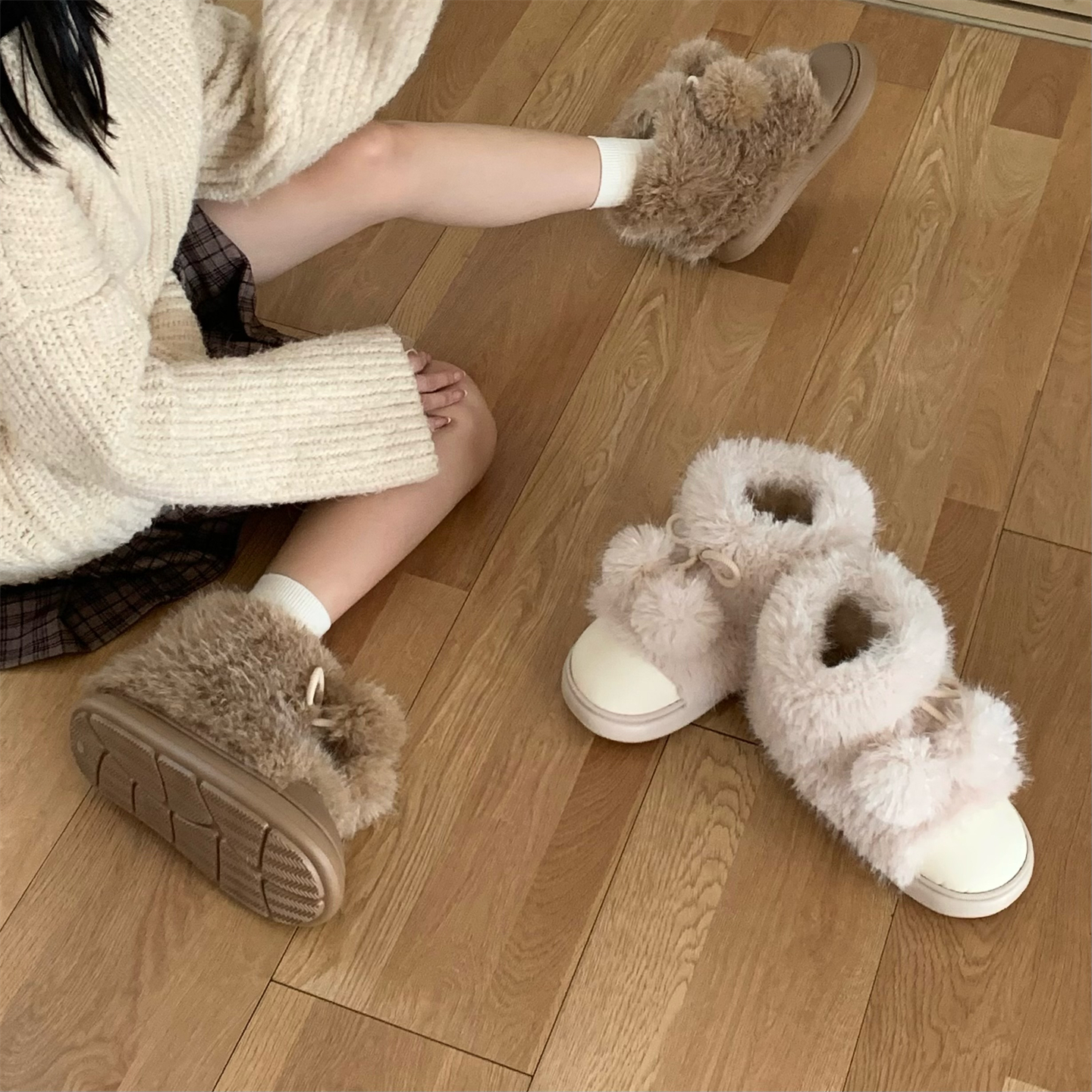 细细条 韩系冬季新款加绒保暖舒适雪地靴女可爱毛球外穿时尚棉鞋
