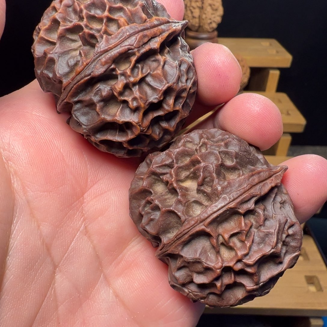 吊坠文玩核桃凤凰牡丹45mm