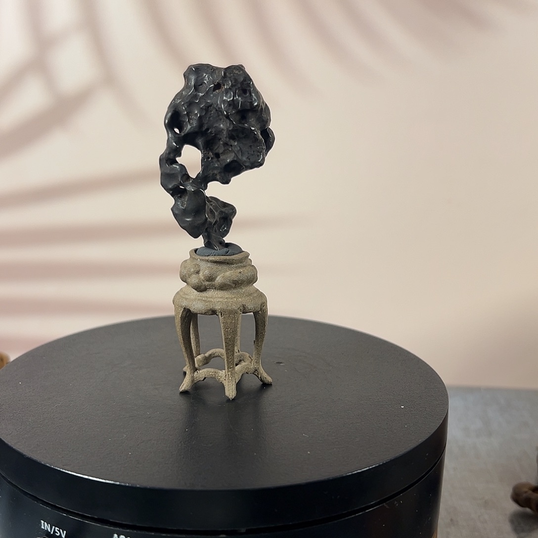 J***o绿泥太湖水石茶台摆件