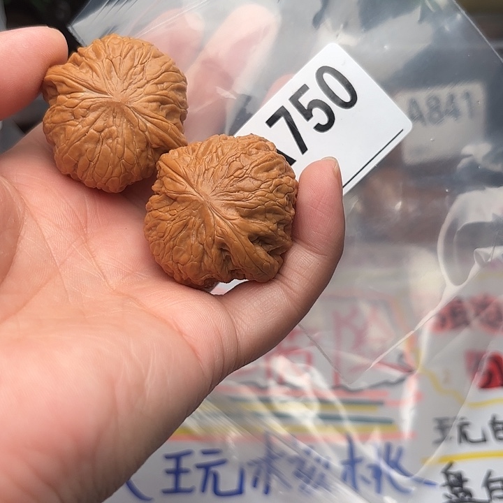 桃核把件核桃铁锤38