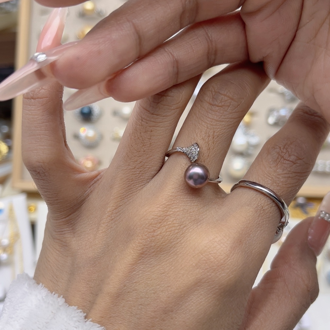 小***姐淡水珍珠合金戒指