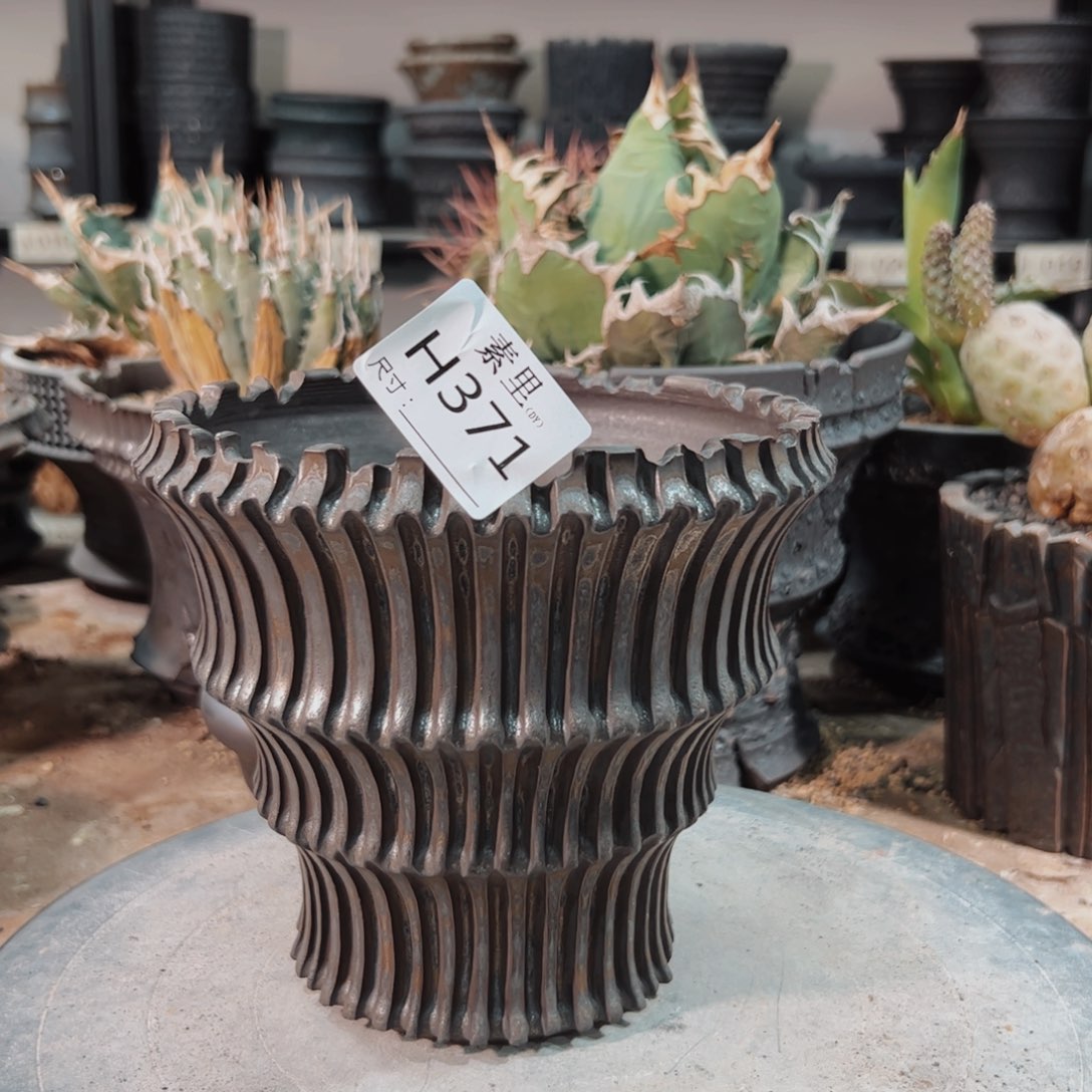 景德镇手工素里内口14.5高14.5瑕疵