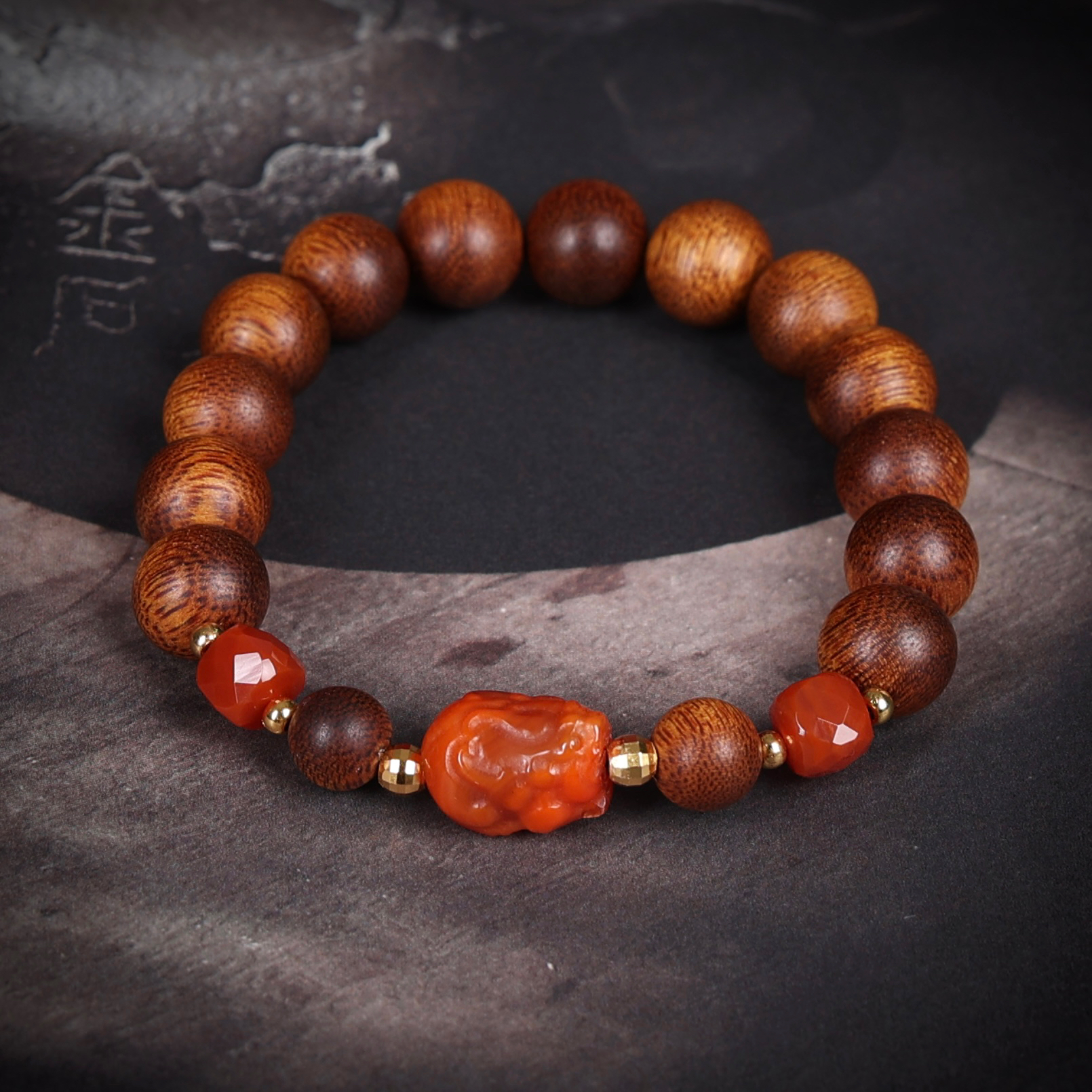 正宗沉香手串天然老料.0 8香港『黄ᅟ琪ᅟ沉ᅟ香』+貔貅