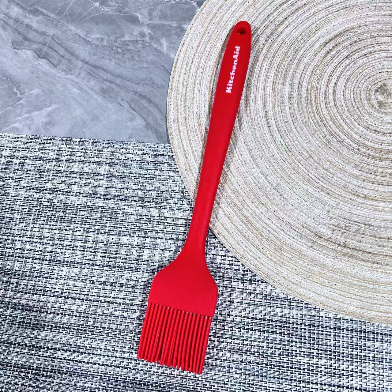 K家硅胶油刷一支 全长约26.5cm
