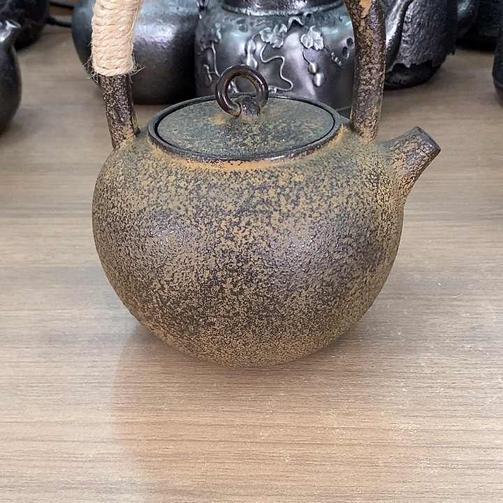 1土瓶秀色砂铁壶1000毫升纯手工打造