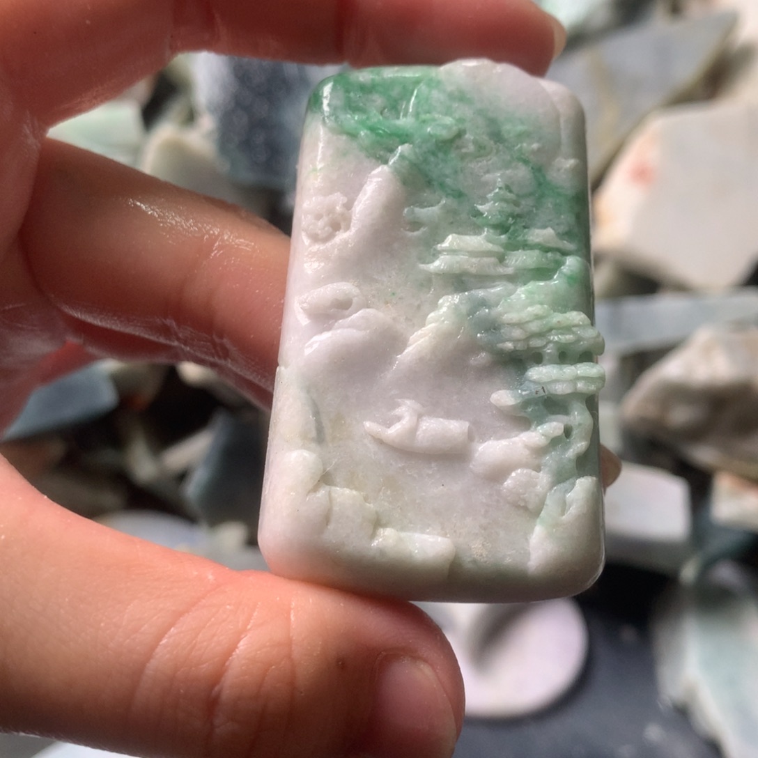 翡翠颈饰未镶嵌缅甸翡翠