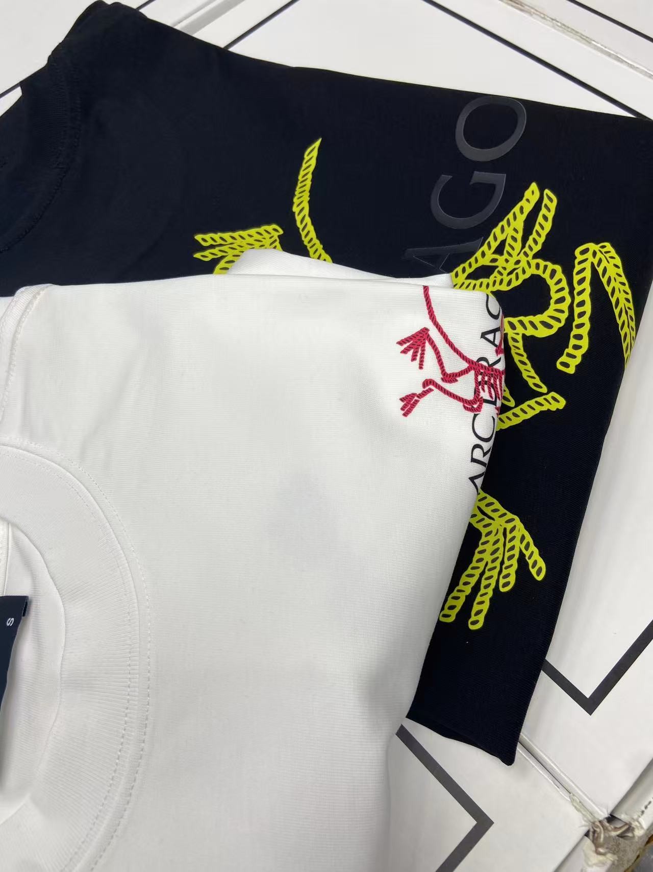 【71号链接】*倒立彩N* 夏季重磅潮牌时尚彩标宽松短袖266