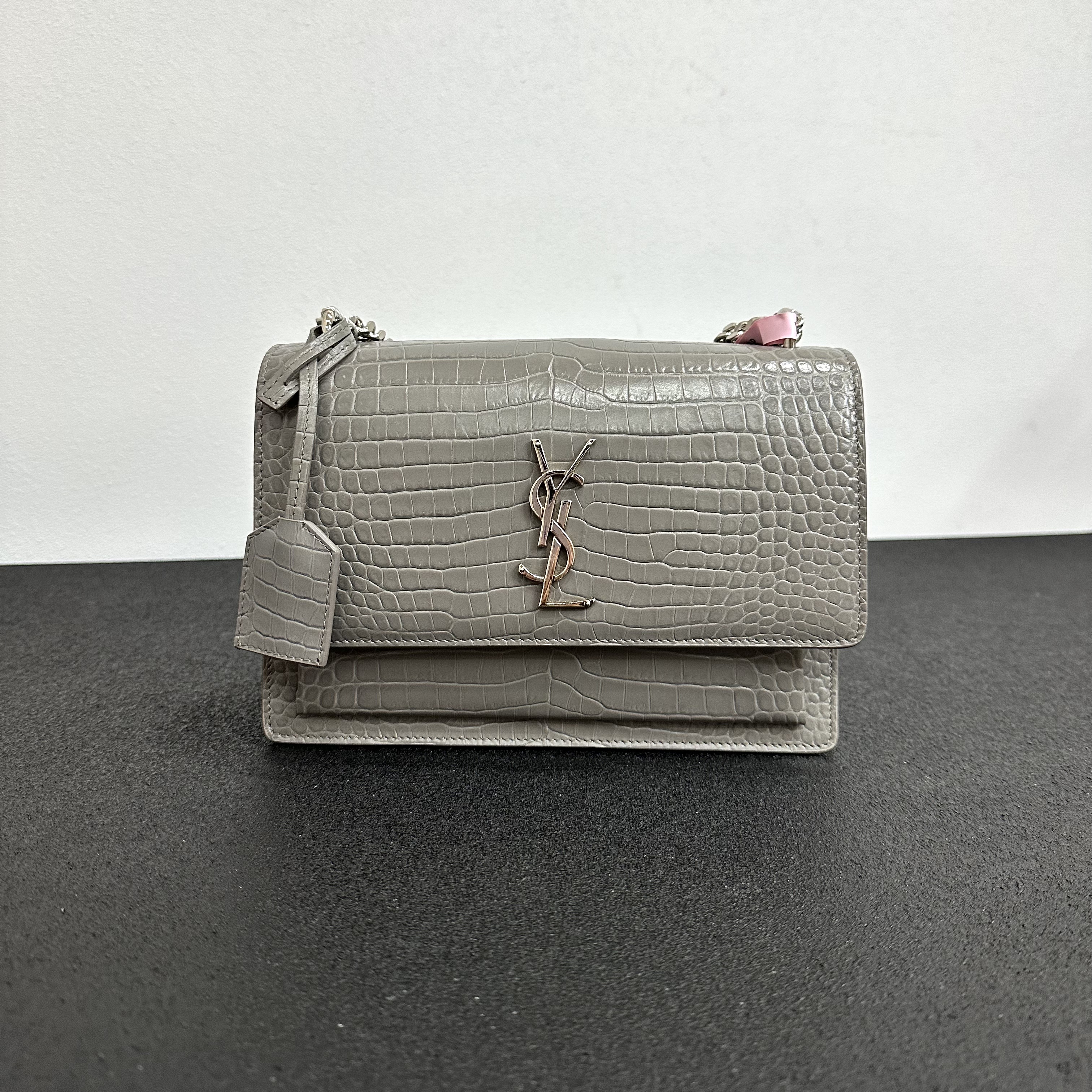 未使用 YSL/圣罗兰 壹所奢品、YSL 日落 鳄压纹 中号 灰银  海